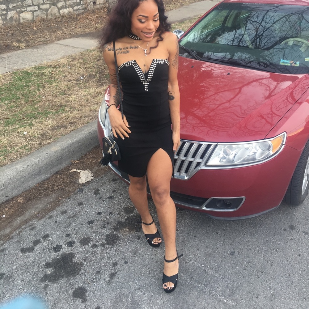 Dress with choker✨